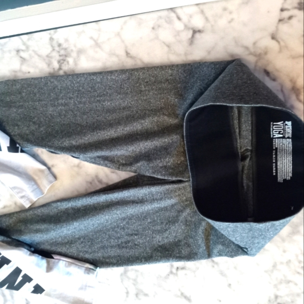 PINK Victoria's Secret legging pants